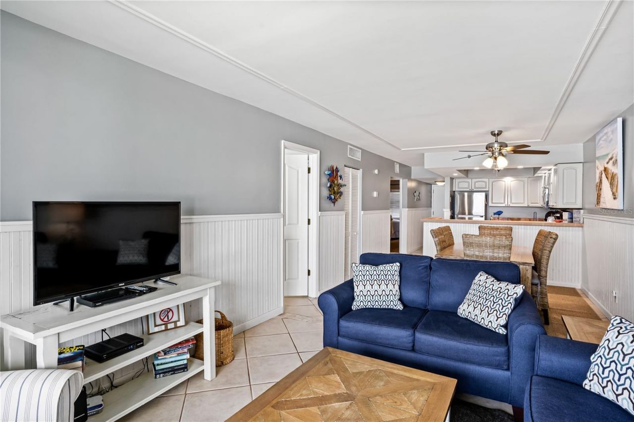 20000 Gulf Boulevard, Unit 305, Indian Shores, FL 33785 Photo