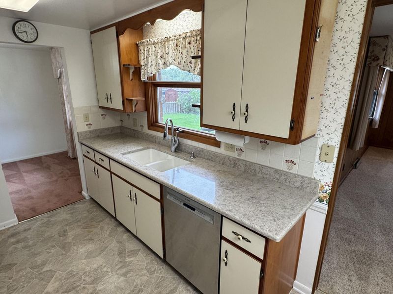 4841 Chippendale Drive, Springfield, OH 45503 Photo 13