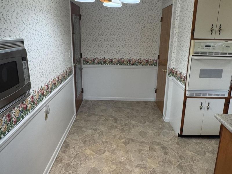 4841 Chippendale Drive, Springfield, OH 45503 Photo 14