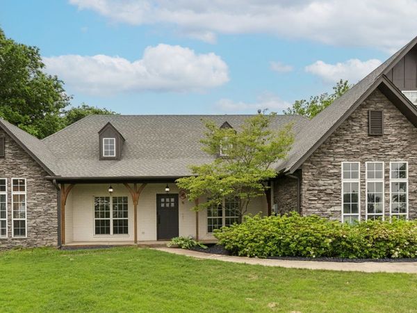 9800 E 510 Road, Claremore, OK 74019