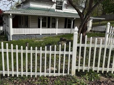 695 W Main Street, Mt Vernon, KY 40456