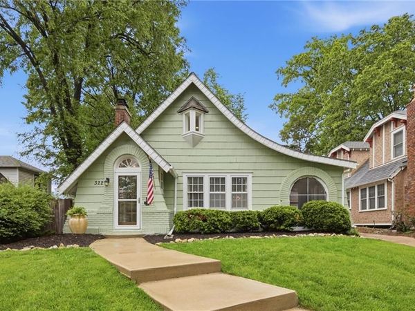 322 E 70th Terrace, Kansas City, MO 64113