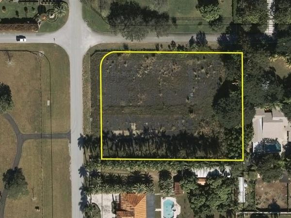 SW 212th AVE, HOMESTEAD, FL 33031
