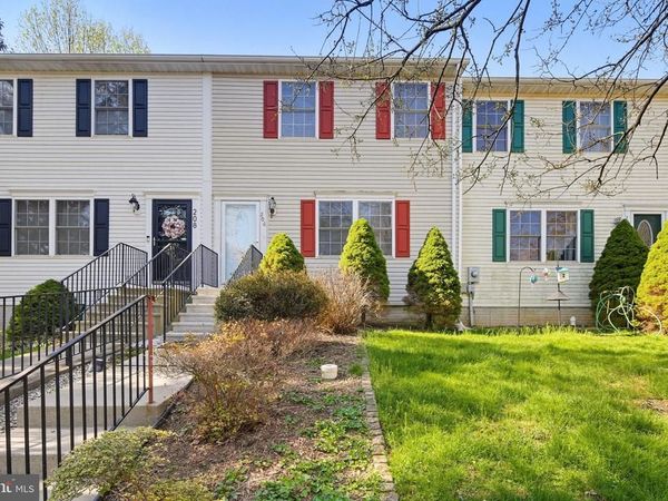 206 N TOWNE COURT , MOUNT AIRY, MD 21771