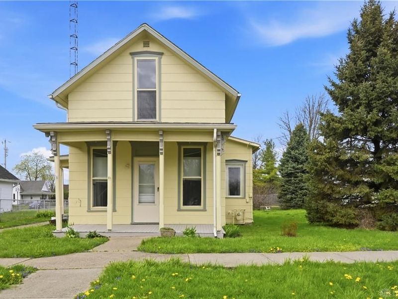 524 S Springfield Street, Saint Paris, OH 43072 Photo 2