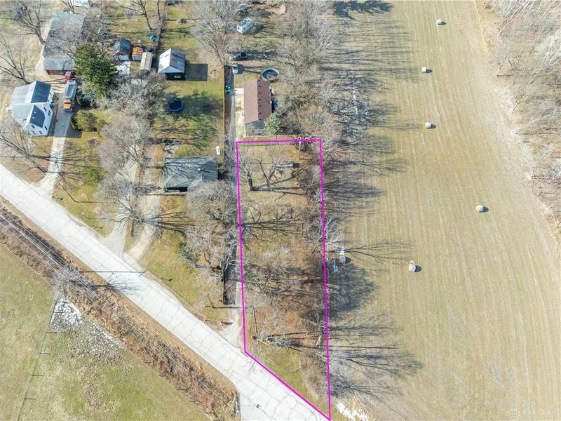 8882 Mann Road, Tipp City, OH 45371 Photo 3