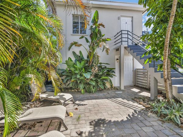 818 N Dixie Highway, Unit 3, Lake Worth Beach, FL 33460