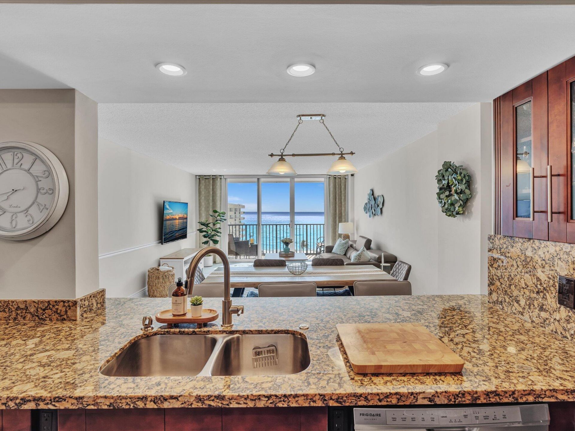 1150 Hillsboro Mile, Unit 1008, Hillsboro Beach, FL 33062 Photo