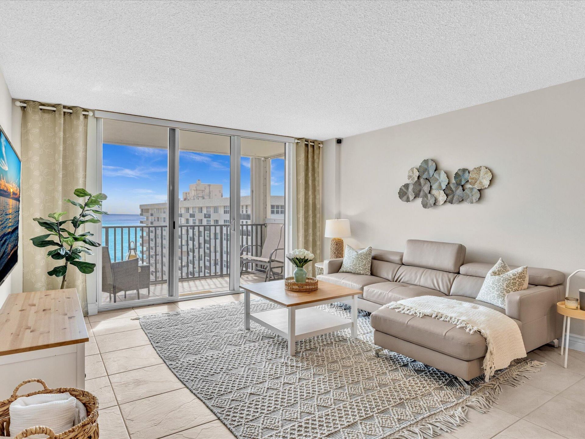 1150 Hillsboro Mile, Unit 1008, Hillsboro Beach, FL 33062 Photo