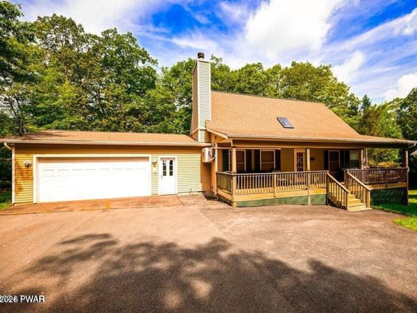 144 Eisenhower Drive, Lords Valley, PA 18428
