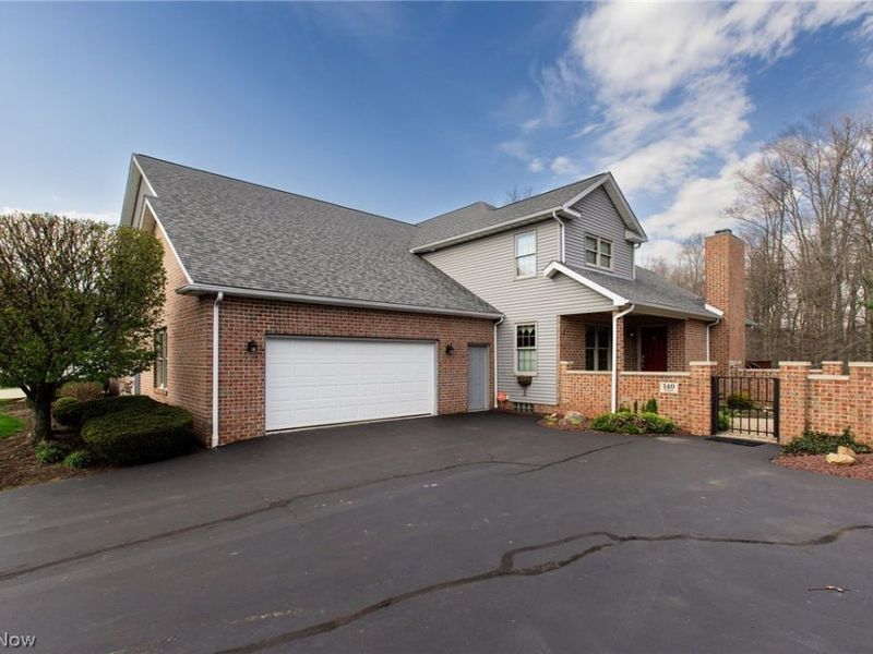 140 Hogan Lane, Warren, OH 44484 Photo 1