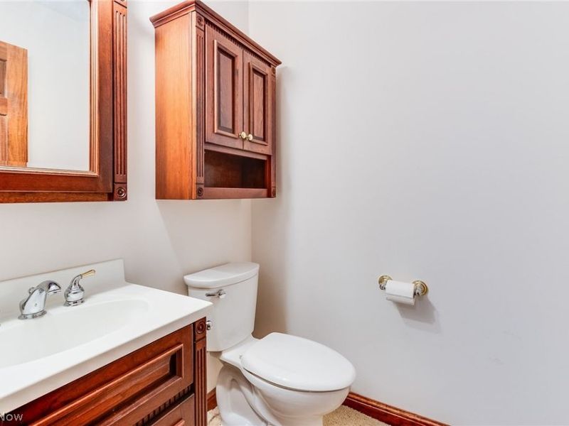 140 Hogan Lane, Warren, OH 44484 Photo 14