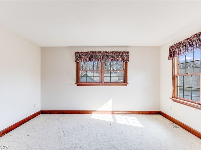 140 Hogan Lane, Warren, OH 44484 Photo 21