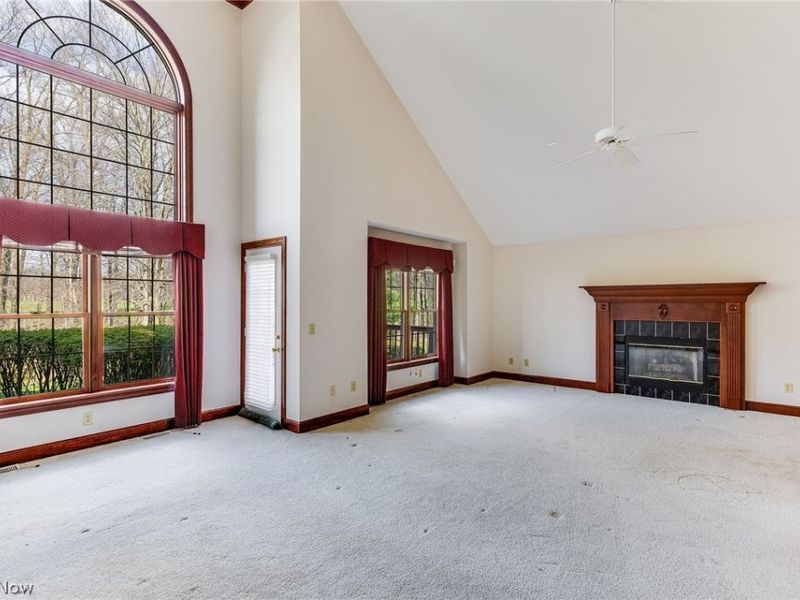 140 Hogan Lane, Warren, OH 44484 Photo 9