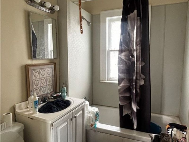 1723 Noble Road, East Cleveland, OH 44112 Photo 23