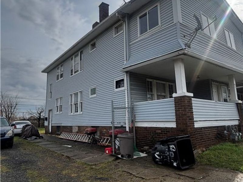 1723 Noble Road, East Cleveland, OH 44112 Photo 6