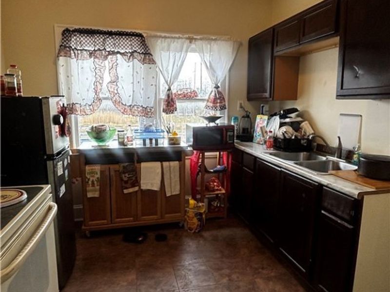 1723 Noble Road, East Cleveland, OH 44112 Photo 7