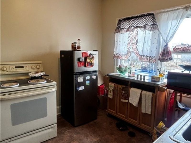 1723 Noble Road, East Cleveland, OH 44112 Photo 8