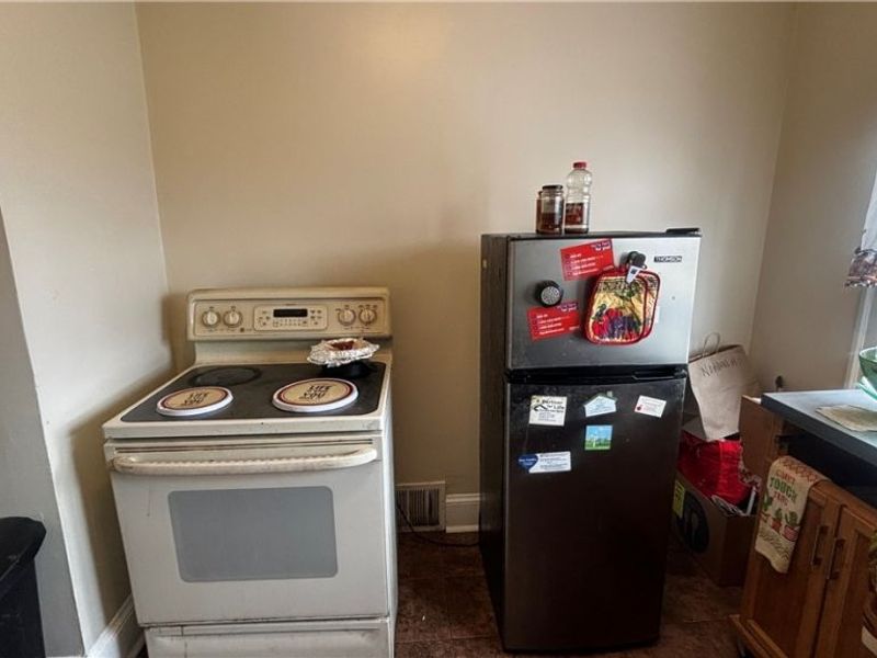 1723 Noble Road, East Cleveland, OH 44112 Photo 9