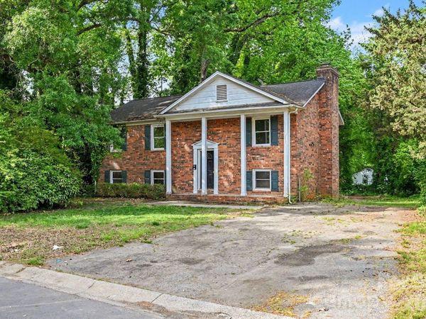 5508 Viewmont Drive, Charlotte, NC 28215