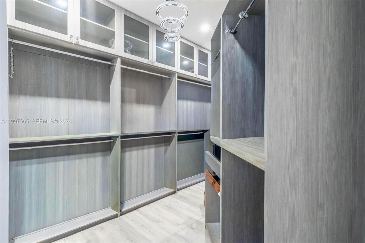 3521 W 92nd Pl, Hialeah, FL 33018 Photo