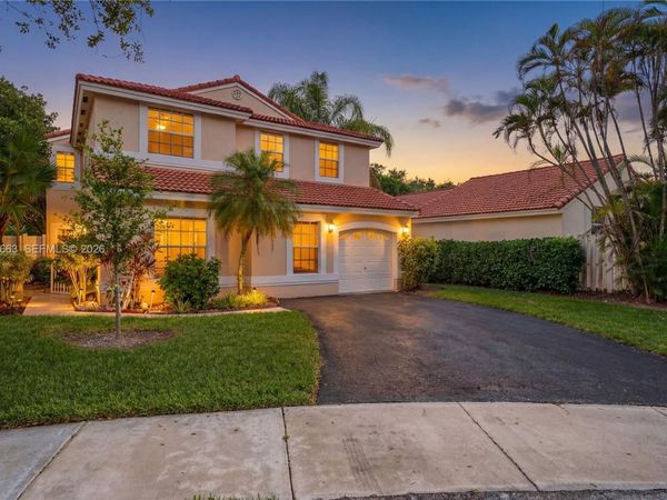 931 Opal Ter, Weston, FL 33326