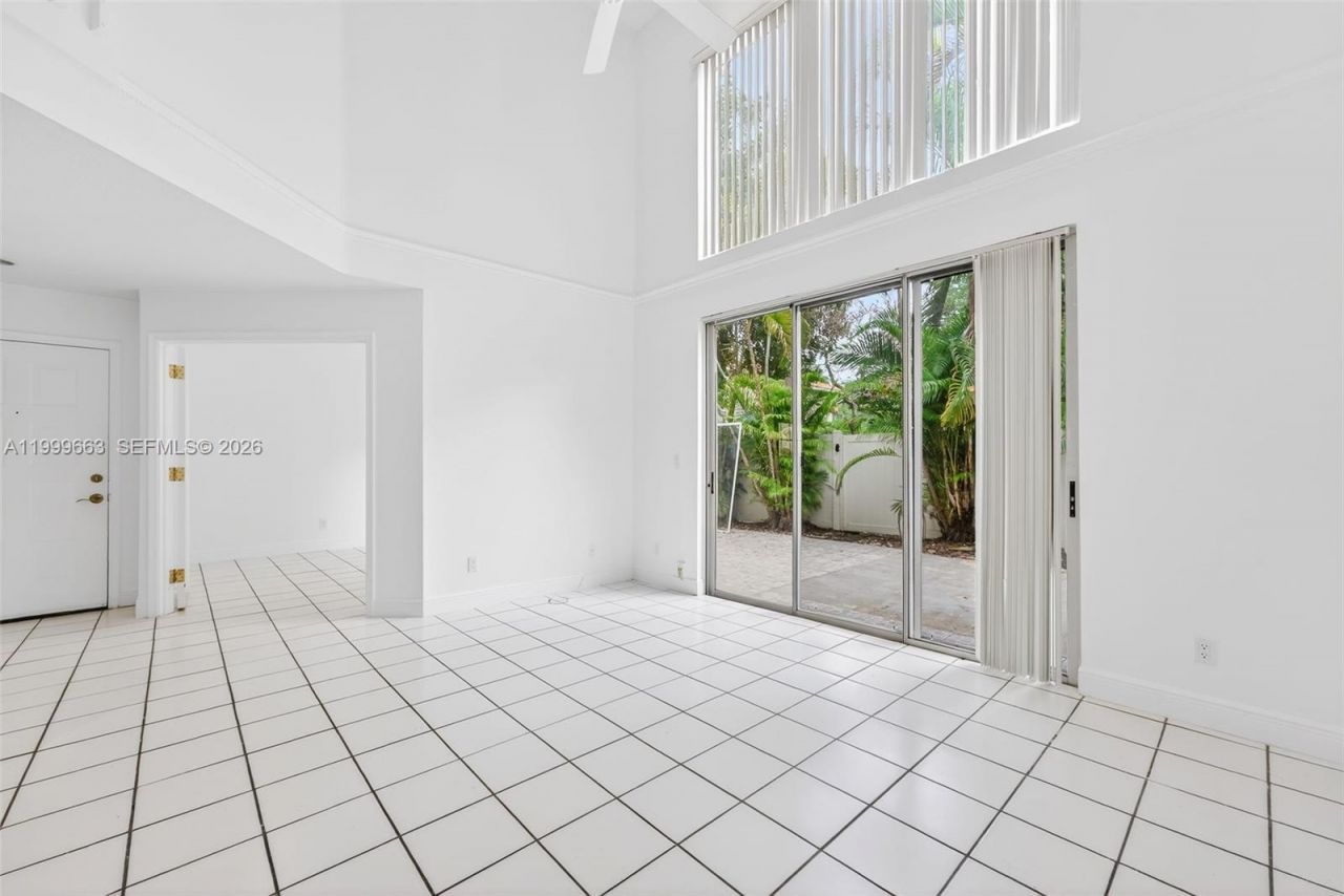 931 Opal Ter, Weston, FL 33326 Photo