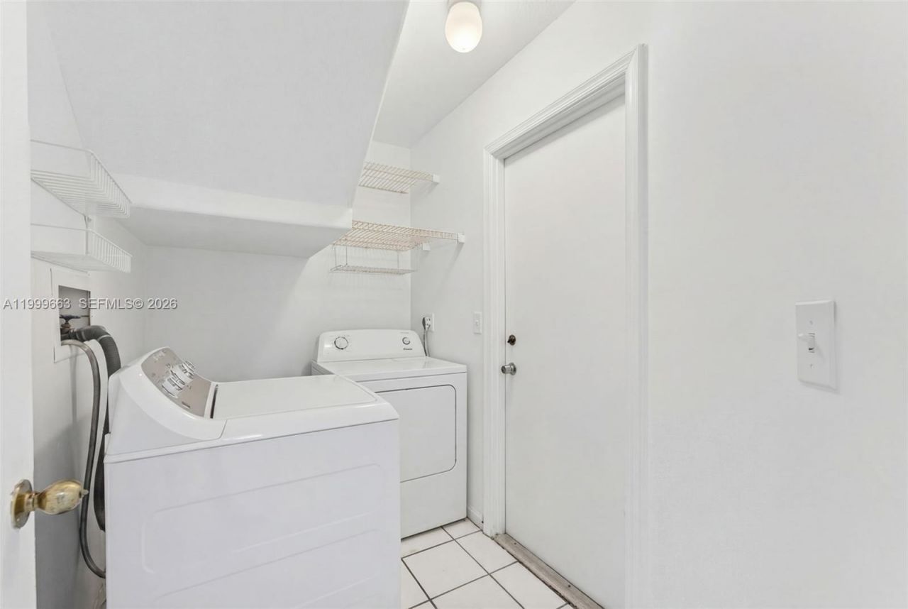 931 Opal Ter, Weston, FL 33326 Photo