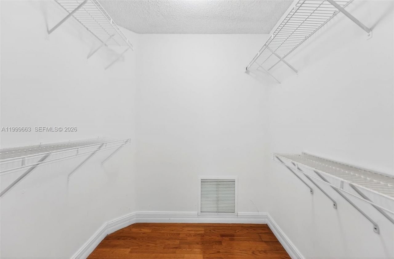 931 Opal Ter, Weston, FL 33326 Photo