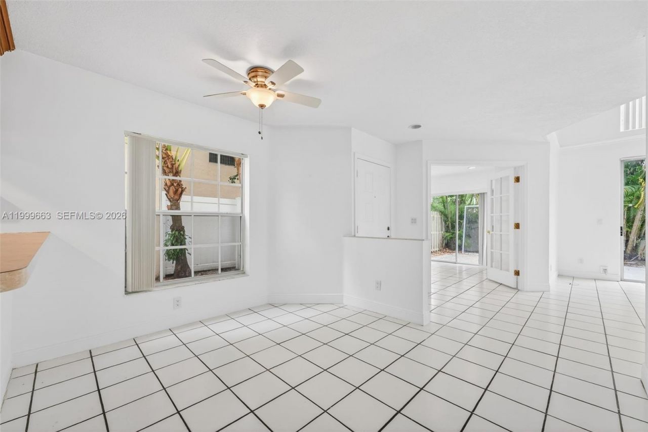 931 Opal Ter, Weston, FL 33326 Photo