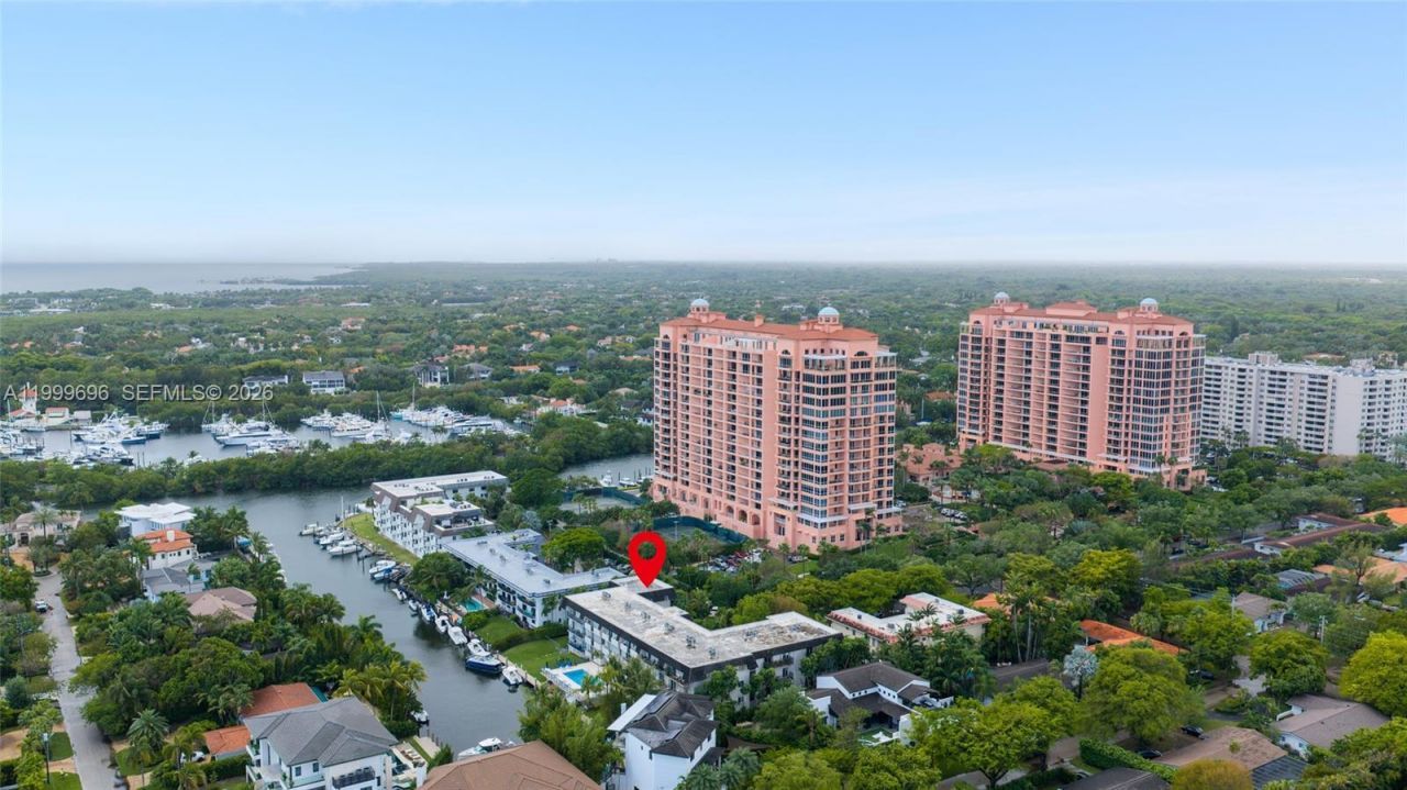 6815 Edgewater Dr, Unit 108, Coral Gables, FL 33133 Photo