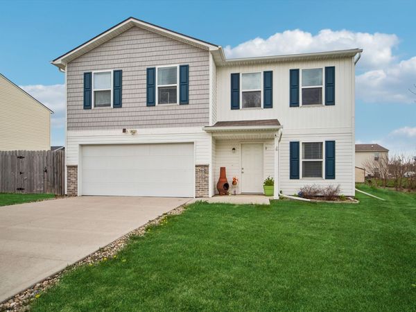 360 Hillside Drive, Pleasant Hill, IA 50327