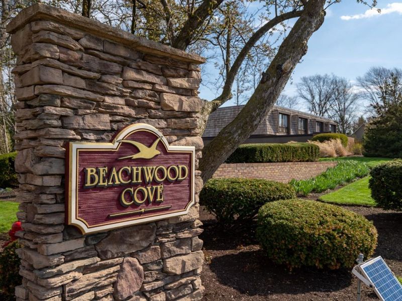 1110 By The Shores Drive, Unit 3, Huron, OH 44839 Photo 2