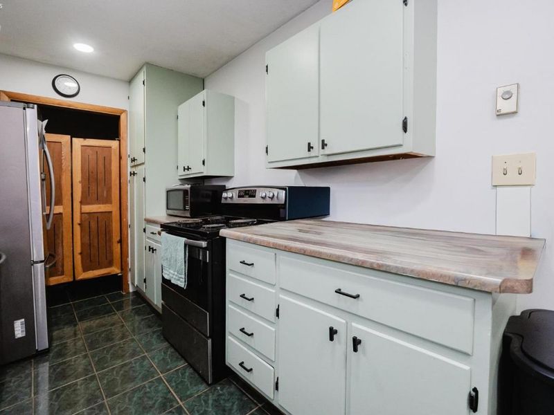 8591 County Road 29, Bellevue, OH 44811 Photo 12