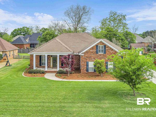 10677 Harwell Court, Daphne, AL 36526