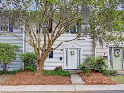 245 Heritage Circle, Mount Pleasant, SC 29464