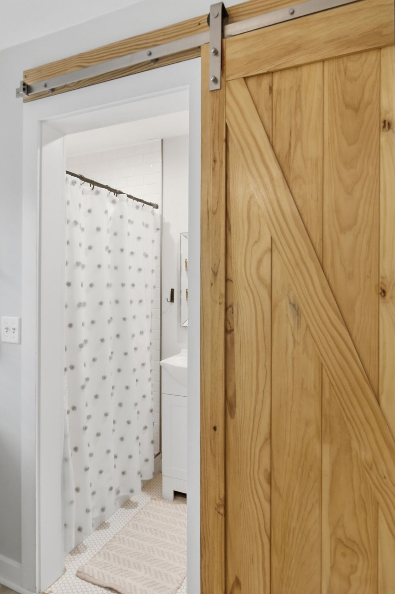 245 Heritage Circle Photo 23