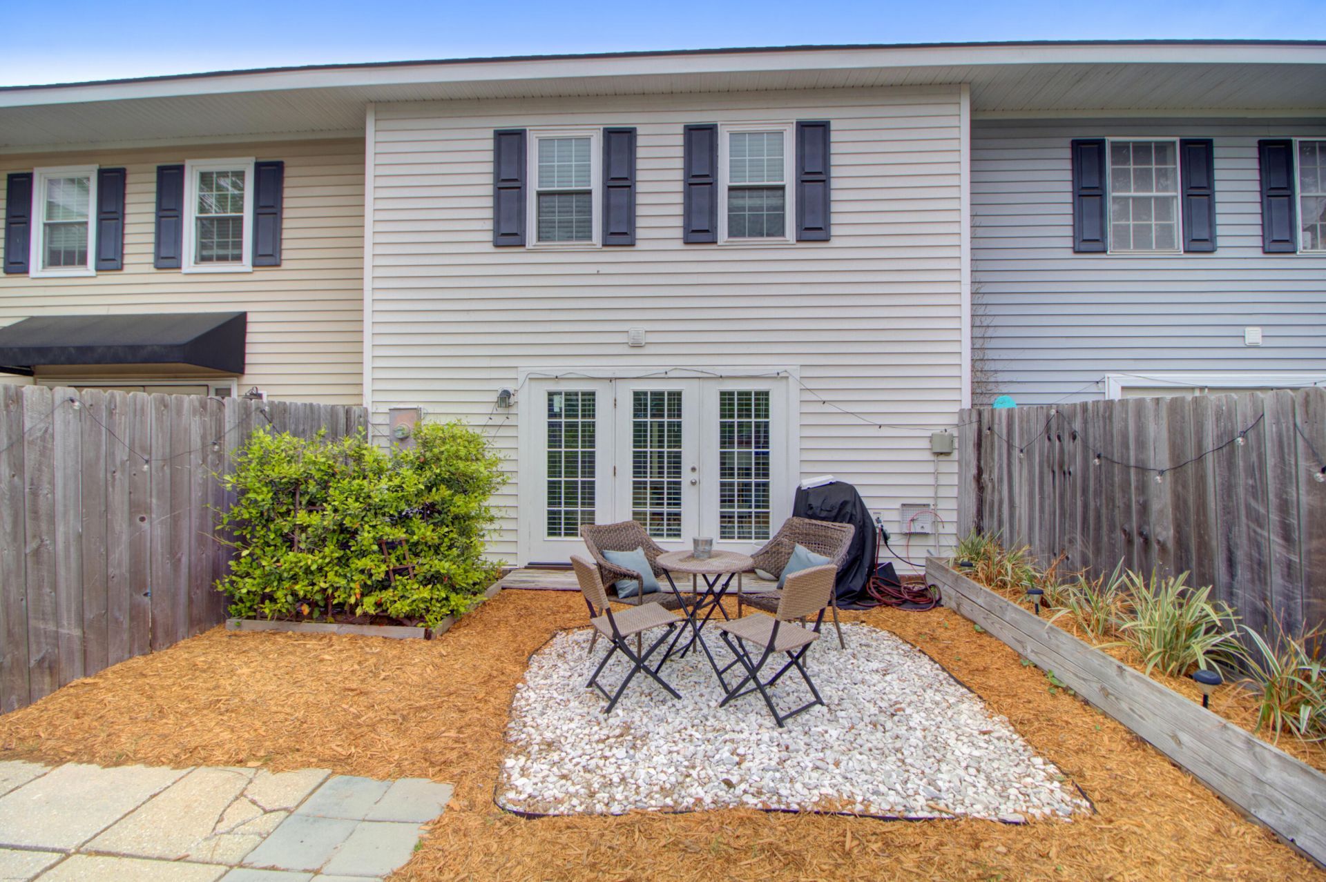 245 Heritage Circle Photo 25