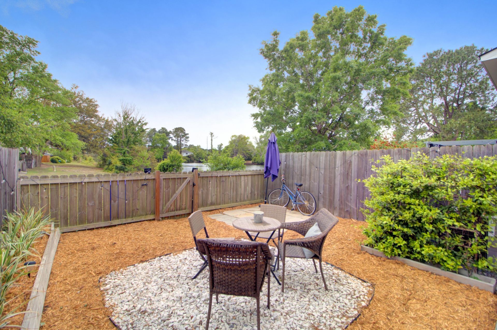 245 Heritage Circle Photo 26