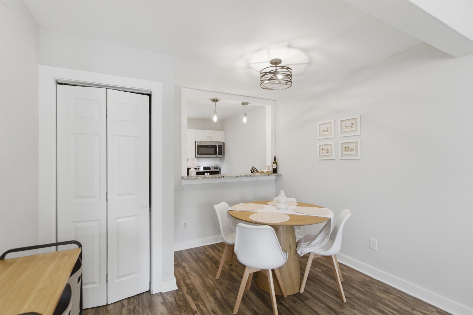 245 Heritage Circle Photo 9