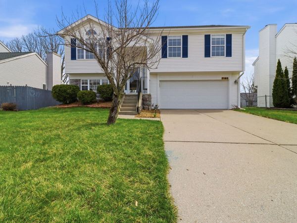 7183 Hogan Drive, Ypsilanti, MI 48197