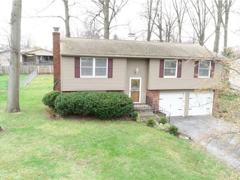 2324 Birch Trace, Austintown, OH 44515 Photo 2