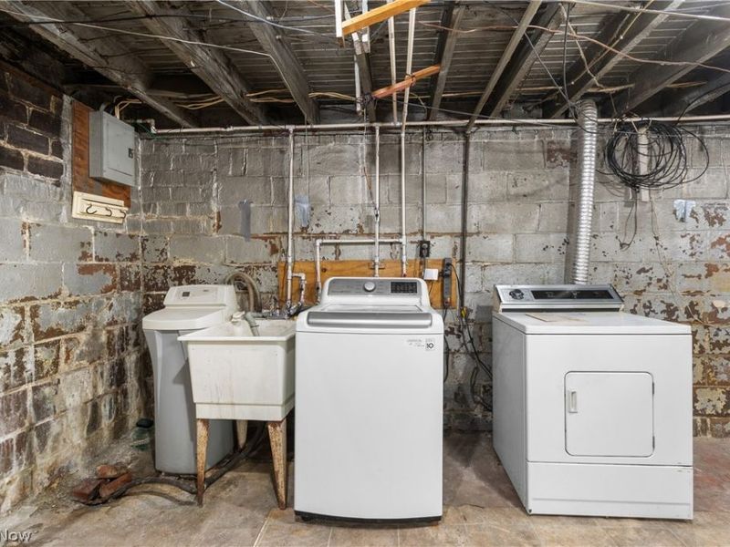 2227 7th Street SW, Canton, OH 44706 Photo 29