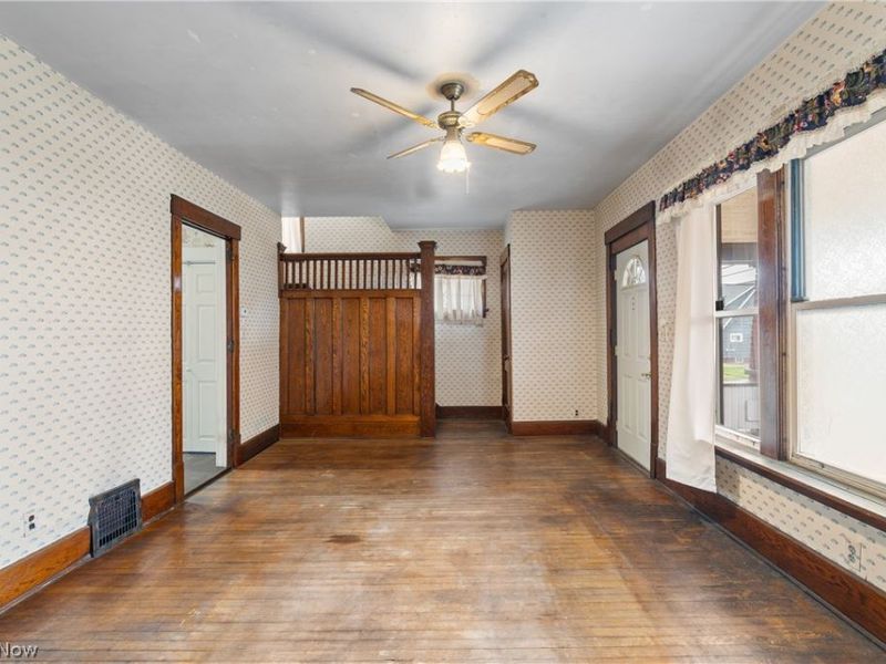 2227 7th Street SW, Canton, OH 44706 Photo 5