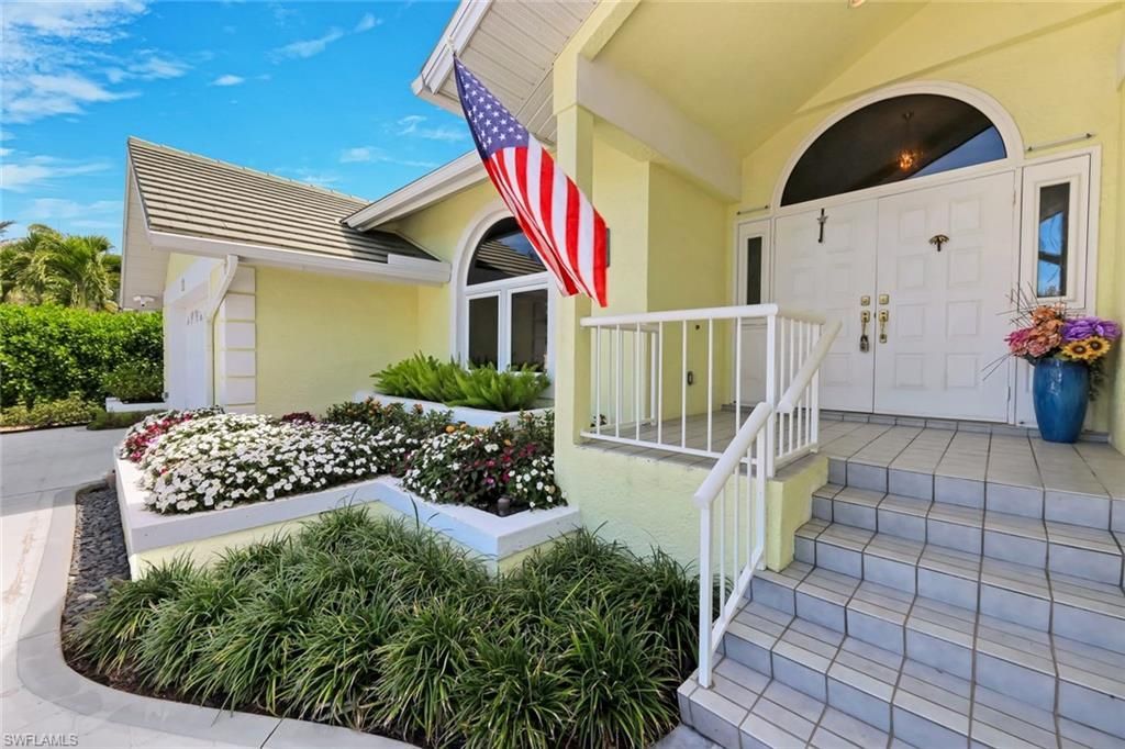 2147 Snook Dr, Naples, FL 34102 Photo