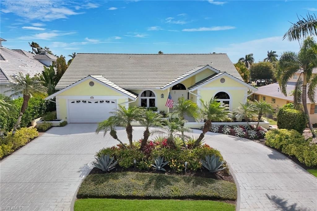 2147 Snook Dr, Naples, FL 34102 Photo