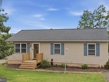 126 GREENLEAF ROAD, STRASBURG, VA 22657