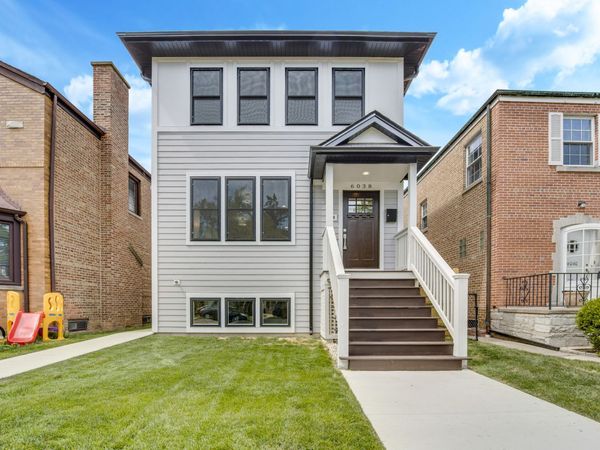 6038 N Drake Avenue, Chicago, IL 60659