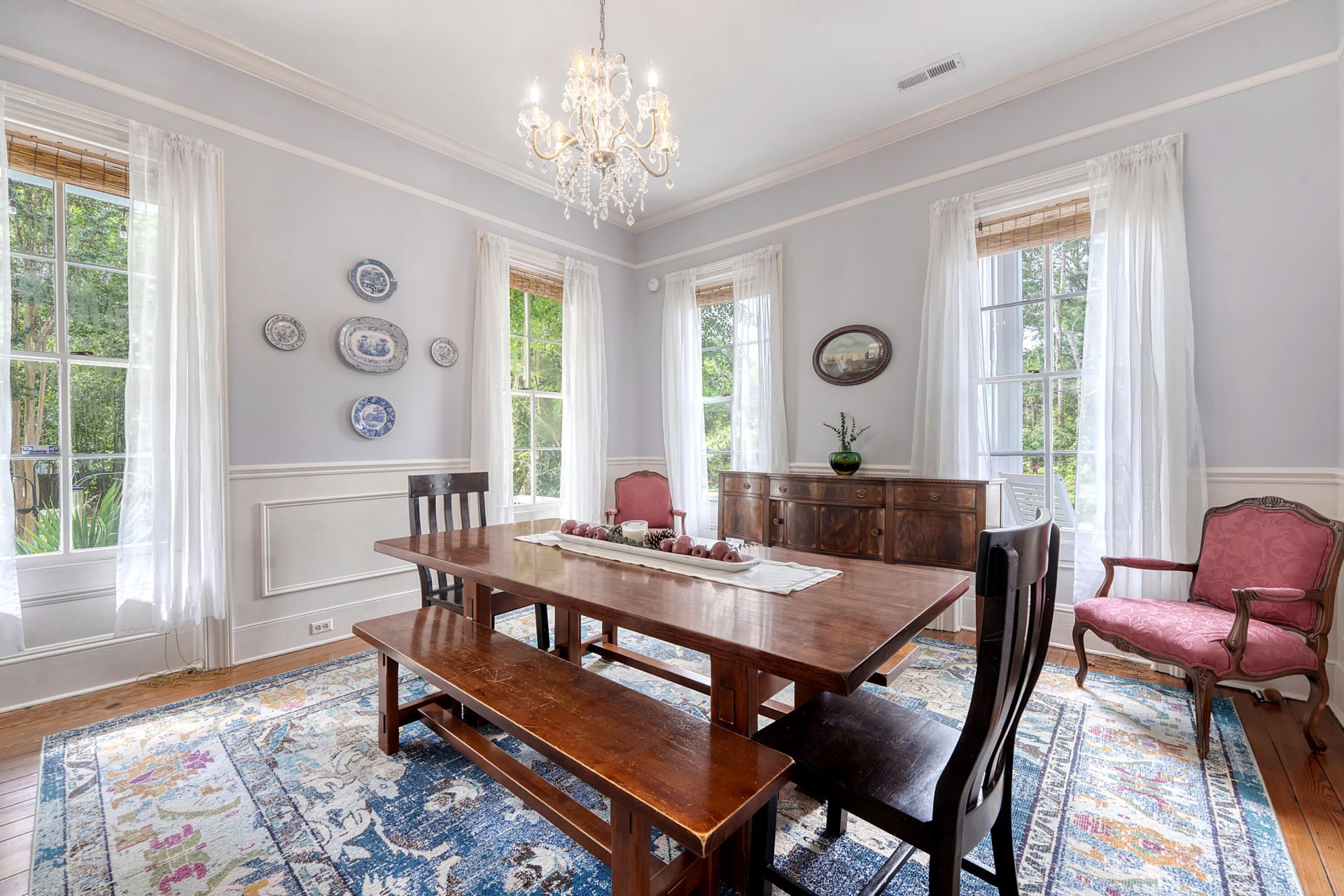 301 E Richardson Avenue  Photo 31