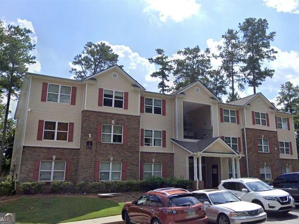 1202 Fairington Village Drive, Lithonia, GA 30038